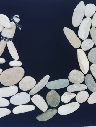 An artist’s depiction of a Kolbar using stones found on the beach